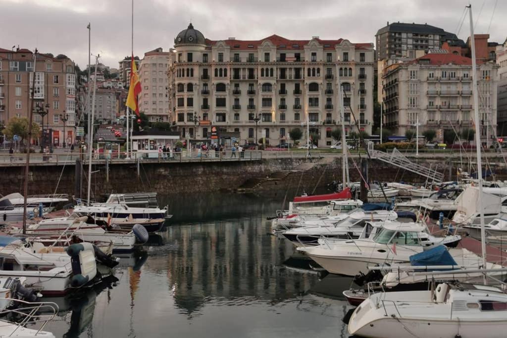 Acogedor Apartamento En El Centro De Santander Appartement Buitenkant foto