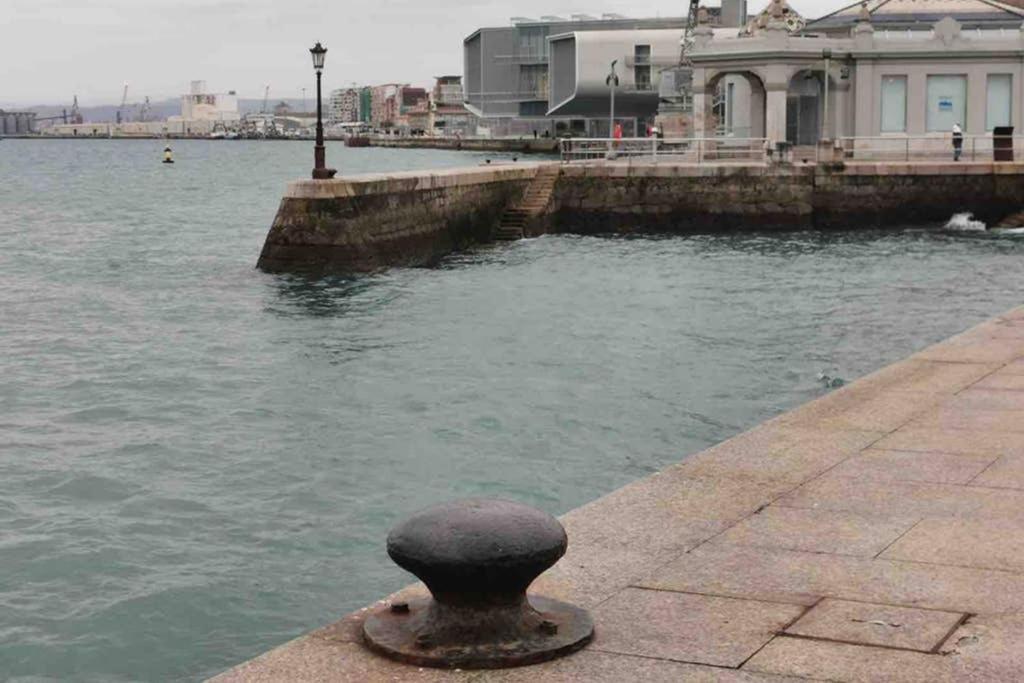 Acogedor Apartamento En El Centro De Santander Appartement Buitenkant foto